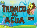 Tronco al agua